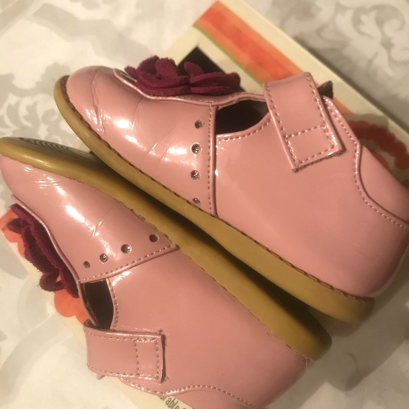 SOLD XP Livie & Luca 8 toddler Pink Flower - Picture 5 of 8